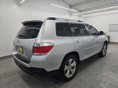 Used 2013 Toyota Highlander Limited FWD image 6