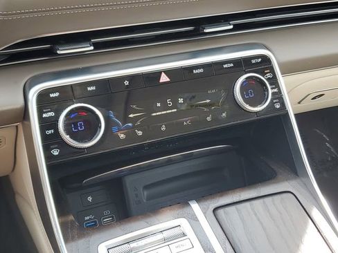 Used 2023 Genesis GV80 2.5T w/ Prestige Package AWD/4WD image 21