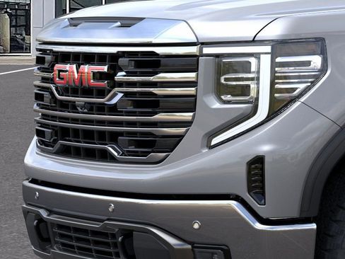 New 2026 GMC Sierra 1500 SLT w/ SLT Premium Plus Package AWD/4WD image 13