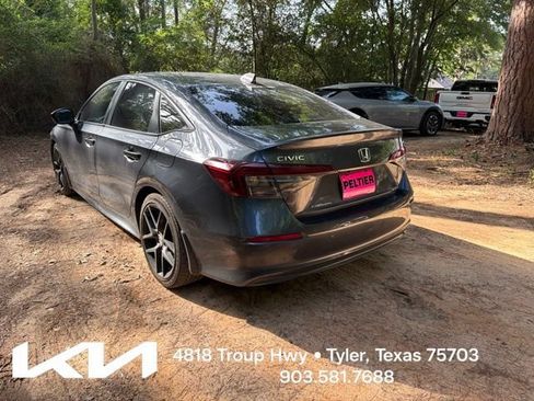Used 2025 Honda Civic Sport image 8