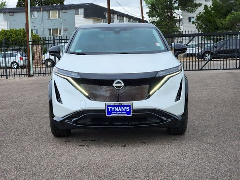 Used 2024 Nissan Ariya AWD image 2