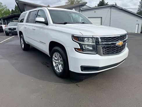 Used 2020 Chevrolet Suburban LS w/ Max Trailering Package AWD/4WD image 7