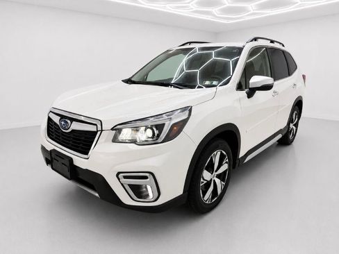 Used 2019 Subaru Forester Touring AWD/4WD image 7