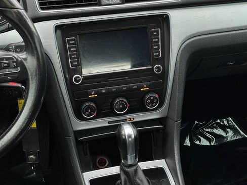 Used 2013 Volkswagen Passat 2.5 SE image 20