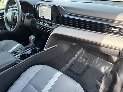 Certified 2026 Toyota Camry SE image 17