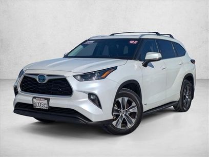 Used 2022 Toyota Highlander XLE