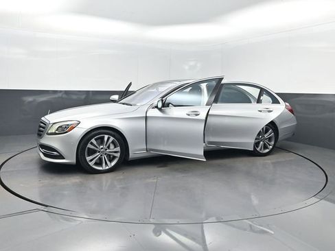 Used 2019 Mercedes-Benz S 450 Sedan image 36