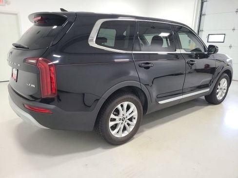 Used 2020 Kia Telluride LX FWD image 11
