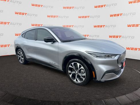 Used 2021 Ford Mustang Mach-E Premium image 7