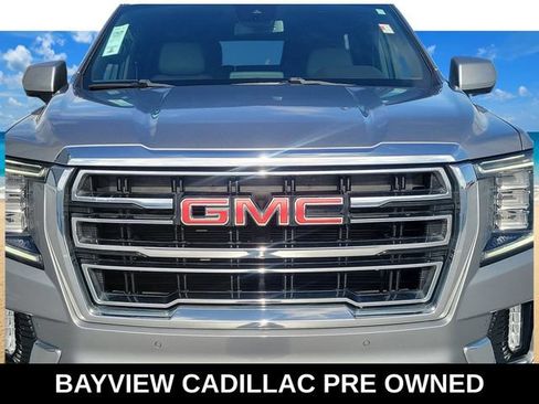 Used 2023 GMC Yukon SLT AWD/4WD image 7