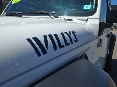 Used 2023 Jeep Wrangler Unlimited AWD/4WD image 17