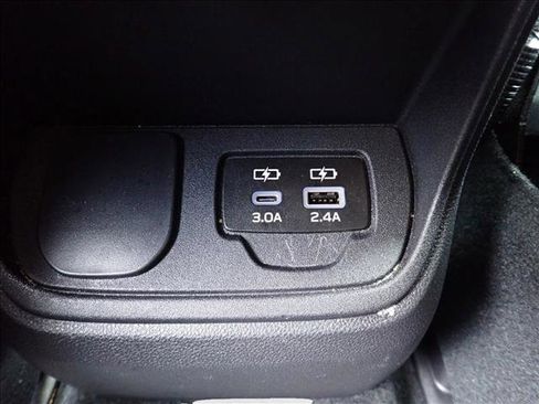 Used 2025 Subaru Ascent Premium AWD/4WD image 12