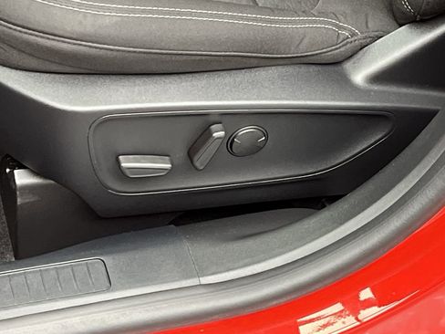 Used 2024 Ford Escape Active image 9