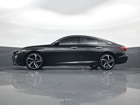 Used 2020 Honda Accord Sport image 28