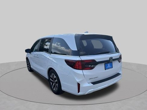 Certified 2025 Honda Odyssey EX-L image 4