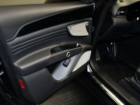 Used 2023 Maserati Grecale Modena AWD/4WD image 4
