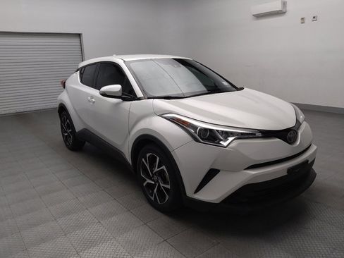 Used 2018 Toyota C-HR XLE image 13