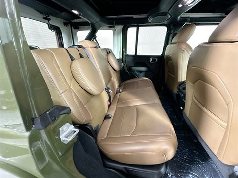 Used 2022 Jeep Wrangler Unlimited Sahara w/ Cold Weather Group image 29