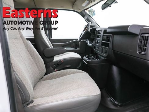 Used 2023 Chevrolet Express 3500 LS RWD image 21