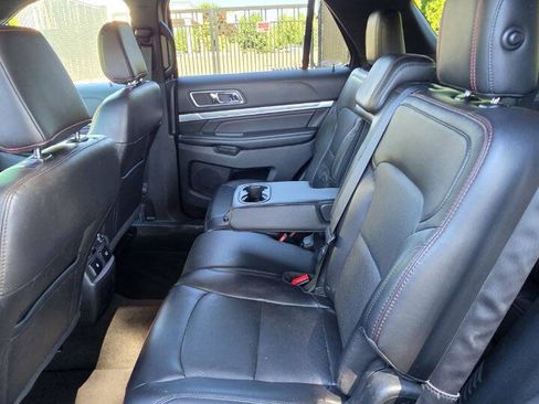 Used 2018 Ford Explorer Sport w/ Equipment Group 401A AWD/4WD image 9