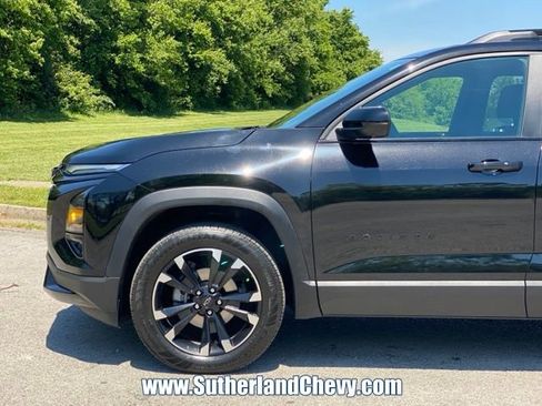 Used 2025 Chevrolet Equinox RS w/ Safety and Technology Package AWD/4WD image 10