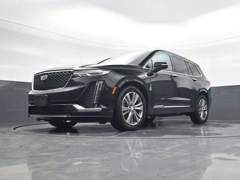 Used 2022 Cadillac XT6 Premium Luxury w/ Technology Package image 19