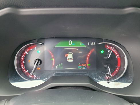 Used 2024 Toyota RAV4 XLE image 24