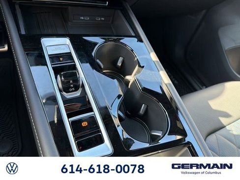 New 2026 Volkswagen Atlas Cross Sport SEL Premium R-Line AWD/4WD image 29