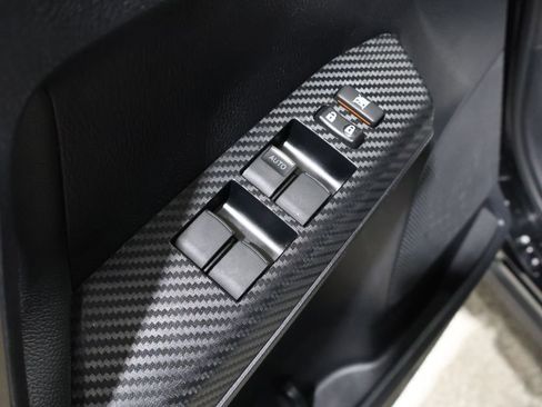 Used 2014 Toyota RAV4 LE image 14