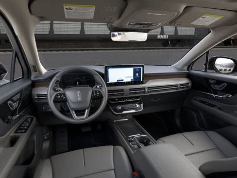 New 2026 Lincoln Corsair Reserve image 9