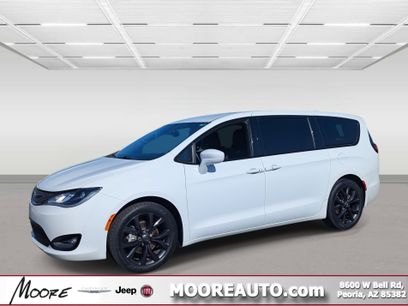 Used 2019 Chrysler Pacifica Touring Plus w/ S Appearance Package