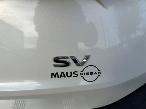 Certified 2023 Nissan Rogue SV image 12