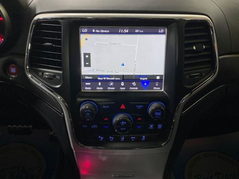 Used 2018 Jeep Grand Cherokee SRT AWD/4WD image 17
