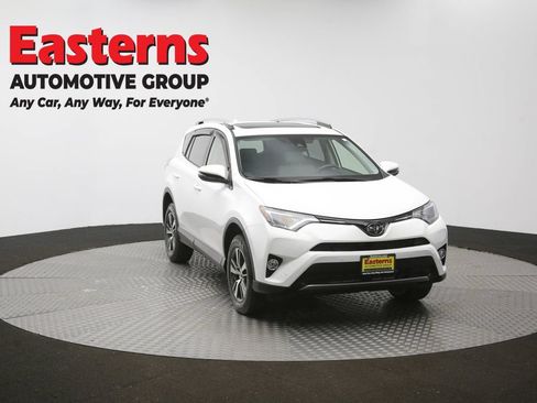 Used 2018 Toyota RAV4 XLE AWD/4WD image 53