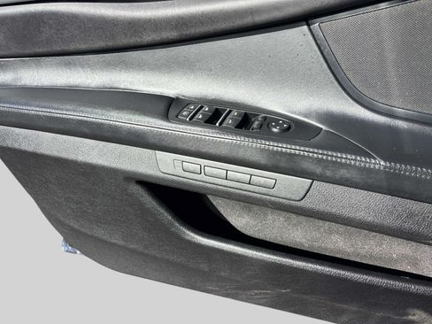 Used 2013 BMW 750i RWD image 15