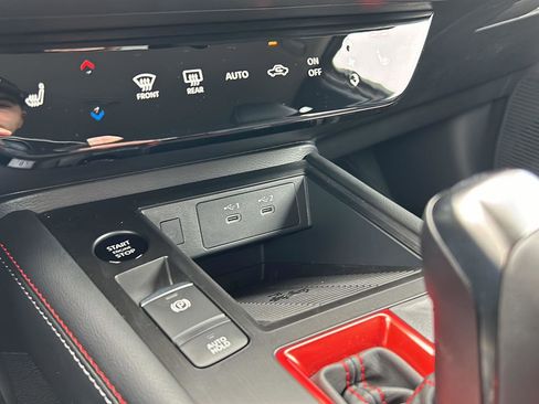 New 2026 Nissan Kicks SR w/ Cold Weather Package image 27