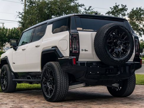 Used 2025 GMC Hummer EV 2X AWD/4WD image 3