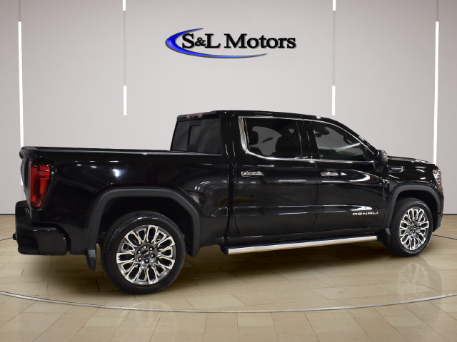 Used 2025 GMC Sierra 1500 Denali Ultimate AWD/4WD image 9