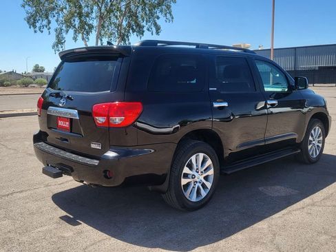 Used 2016 Toyota Sequoia Limited w/ Safety & Convenience Package AWD/4WD image 9
