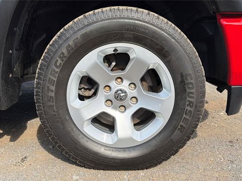 Used 2021 RAM 1500 Big Horn AWD/4WD image 25