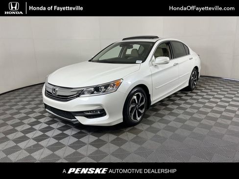 Certified 2017 Honda Accord EX-L image 1