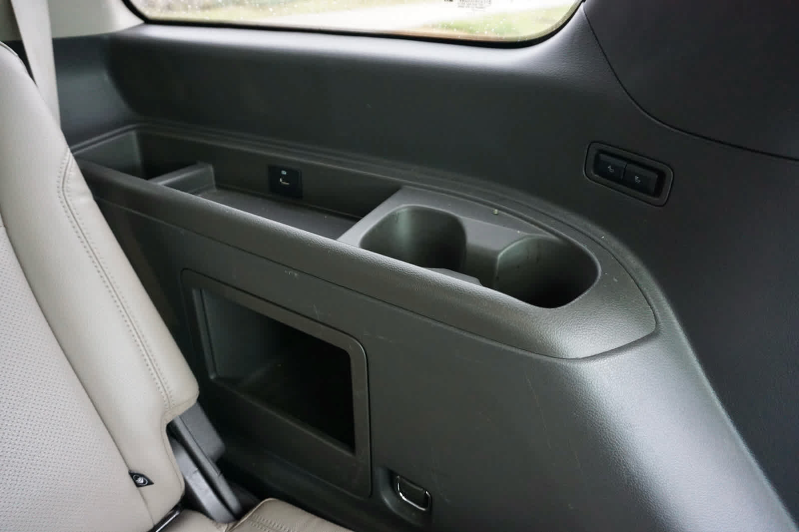 Used 2021 Ford Expedition XLT AWD/4WD image 41