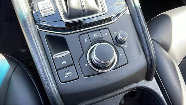 Used 2019 MAZDA CX-5 Touring FWD image 16