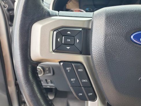 Certified 2022 Ford F250 Lariat w/ Lariat Ultimate Package image 17