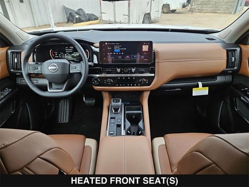 New 2026 Nissan Pathfinder Platinum image 21