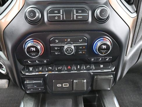 Used 2020 Chevrolet Silverado 3500 High Country AWD/4WD image 24