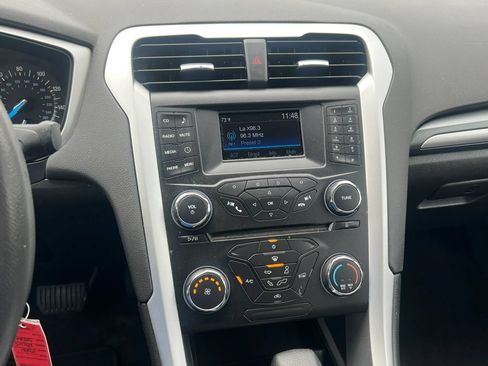 Used 2015 Ford Fusion S FWD image 21