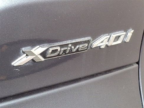 Used 2022 BMW X5 xDrive40i w/ Premium Package image 31