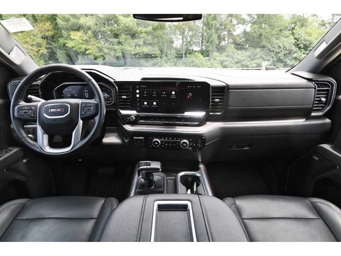 Used 2022 GMC Sierra 1500 SLT AWD/4WD image 7