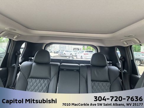 New 2025 Mitsubishi Outlander SEL image 30